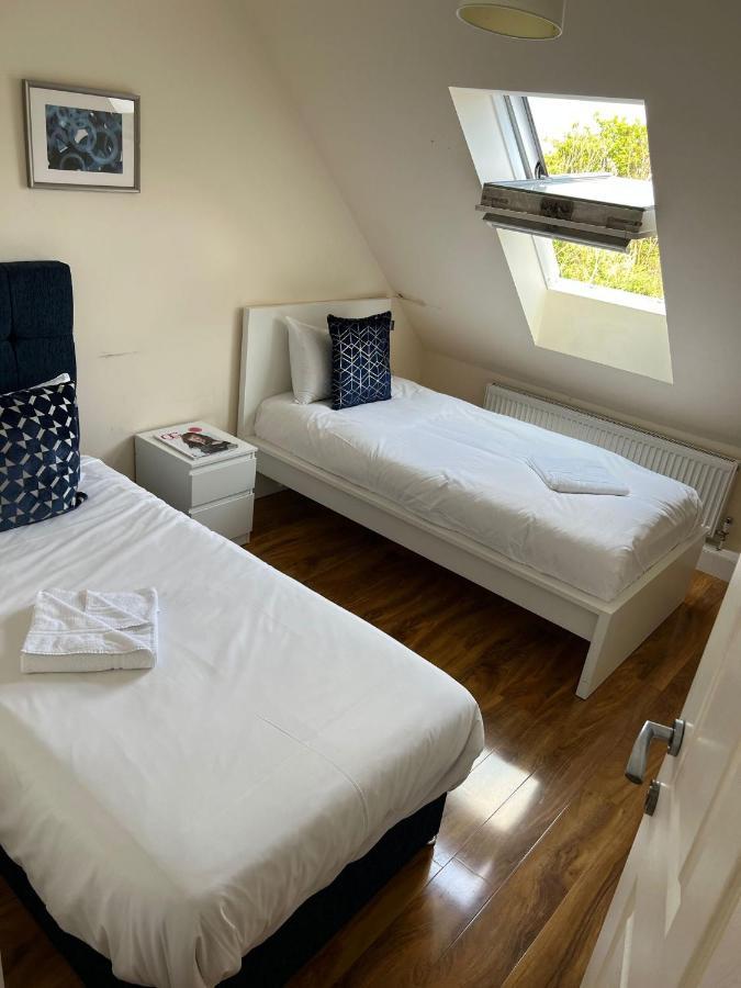 Rc Airport Rooms Stanwell Dış mekan fotoğraf