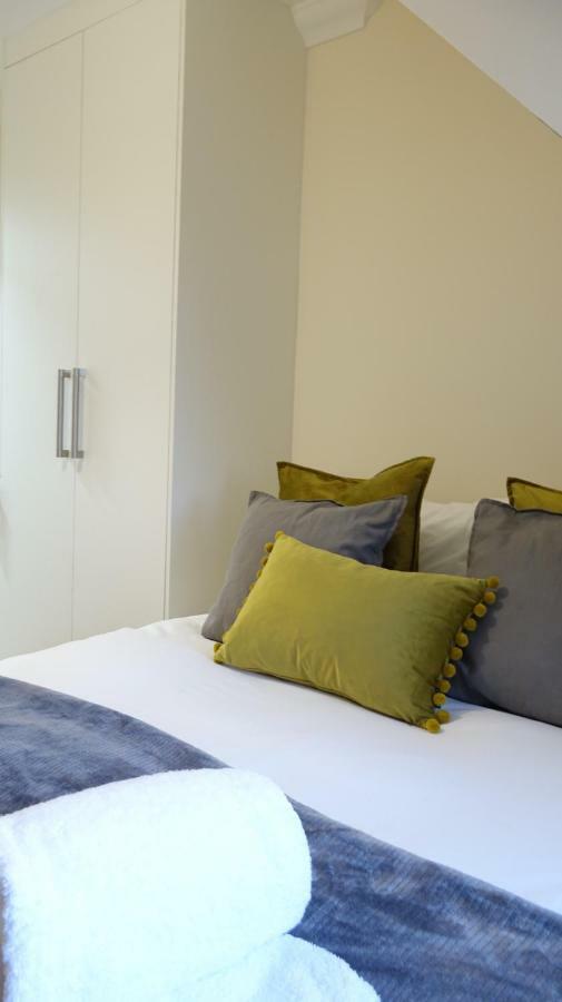 Rc Airport Rooms Stanwell Dış mekan fotoğraf