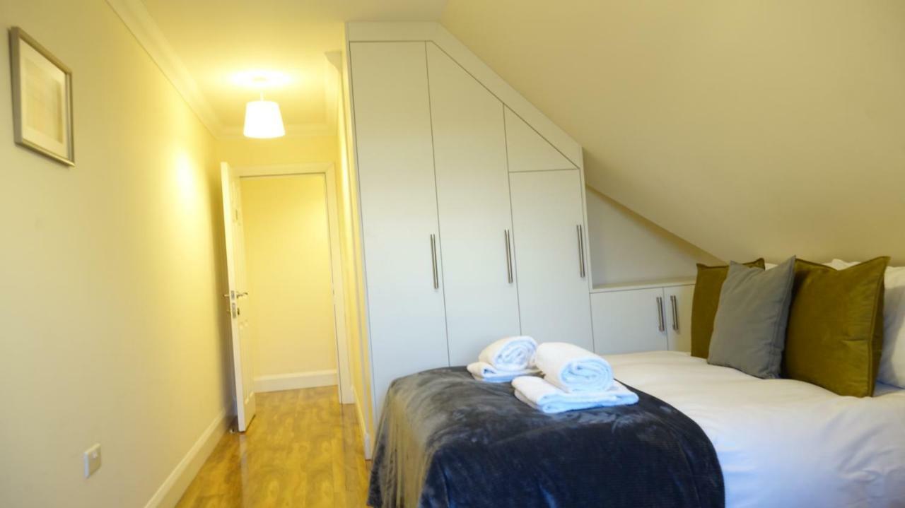 Rc Airport Rooms Stanwell Dış mekan fotoğraf